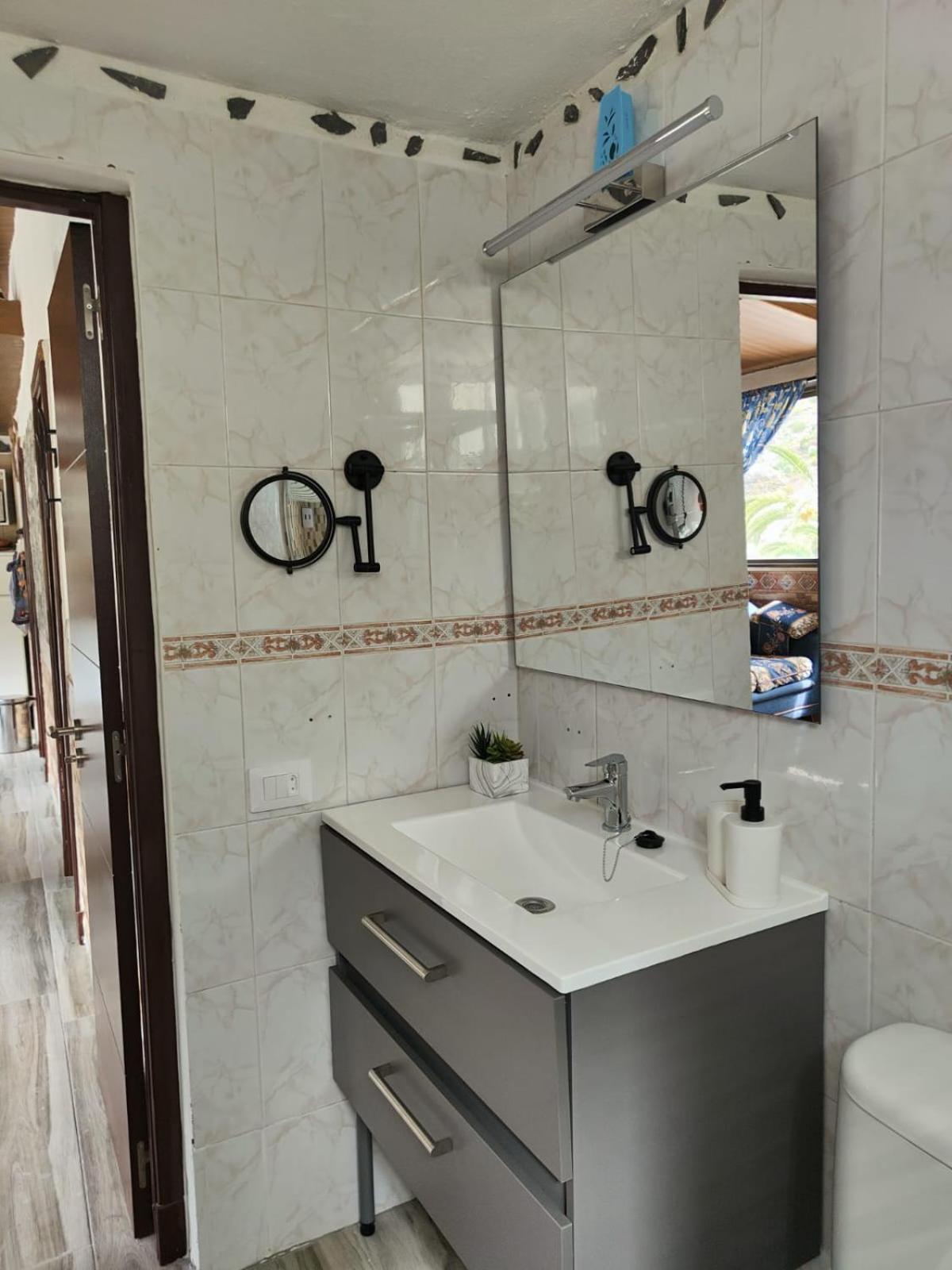 Casa Vacacional Lupe Lejlighed Vallehermoso Eksteriør billede